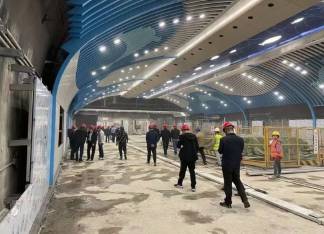 地铁圆弧吊顶铝方通