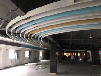 彩色扁通天花吊顶