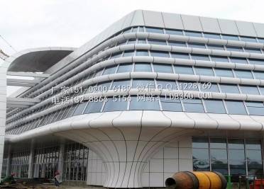 弧形喇叭柱，双曲喇叭型铝单板，喇叭造型幕墙