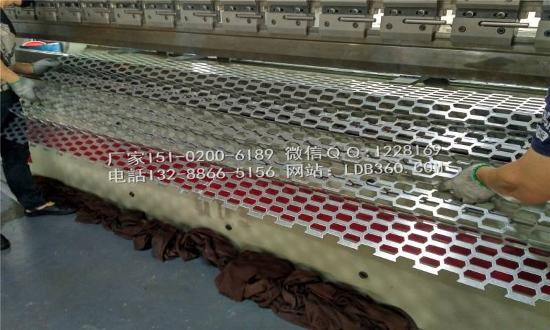 4S门店专用 凹凸冲孔板