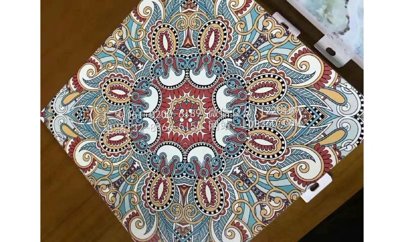 UV丝印彩色铝单板