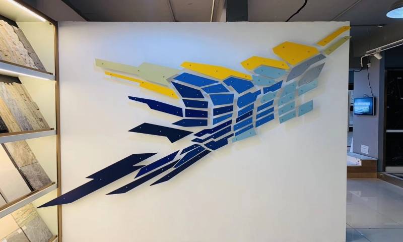 出口卡塔尔-隧道彩色几何造型装饰铝板