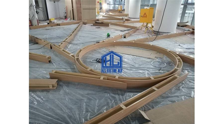 深圳微软办公室吊顶铝通天花